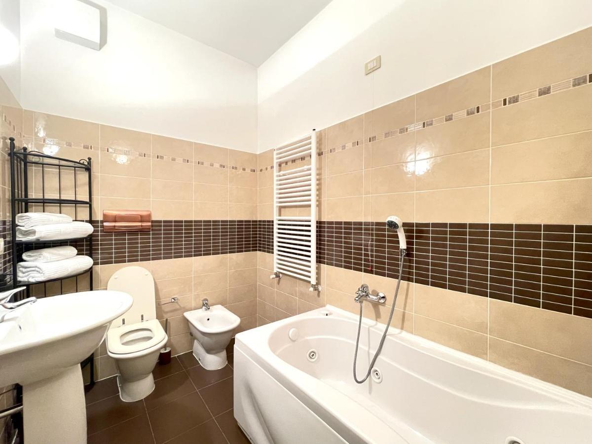 Apartament Accomodo Mit48 Trivanotortona Mediolan Zewnętrze zdjęcie
